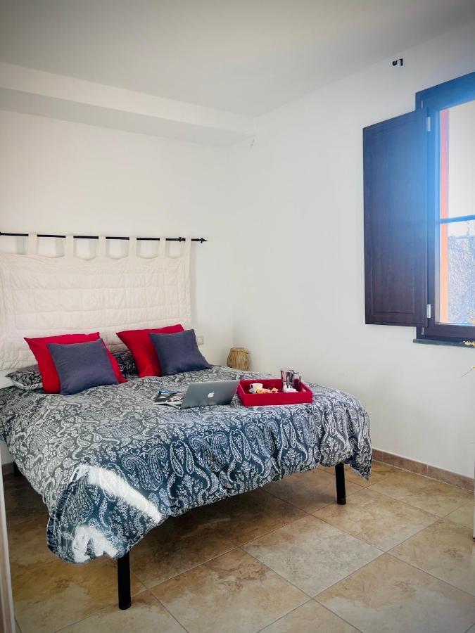 West Sardinia Apartments Cabras Bagian luar foto